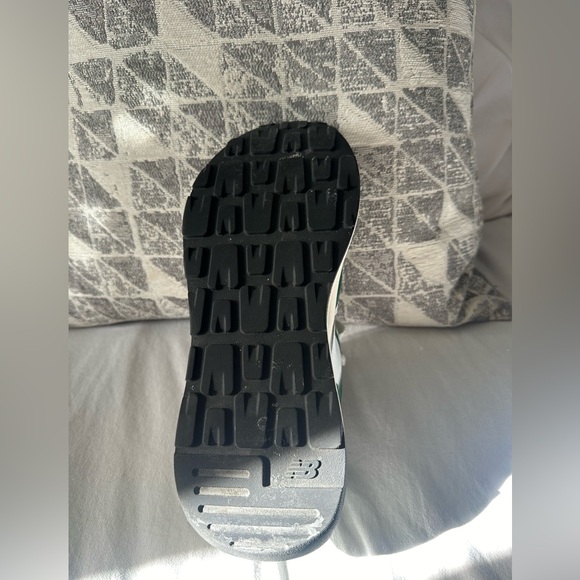 New Balance sneakers - Picture 5 of 7